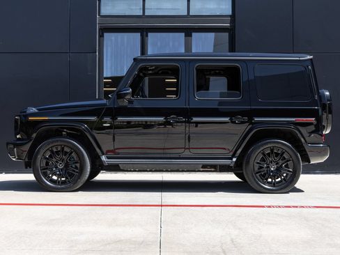 Used 2025 Mercedes-Benz G 580 w/ EQ Technology image 9