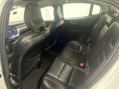Used 2024 Volvo S60 B5 Core AWD/4WD image 11