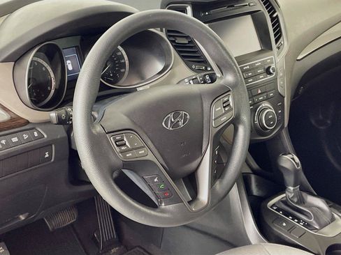 Used 2018 Hyundai Santa Fe Sport w/ 2.4L Value Package 02 AWD/4WD image 18