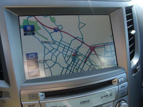 Used 2012 Subaru Legacy 2.5i Limited image 24