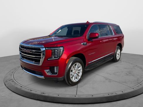Certified 2023 GMC Yukon XL SLT w/ SLT Premium Package image 3