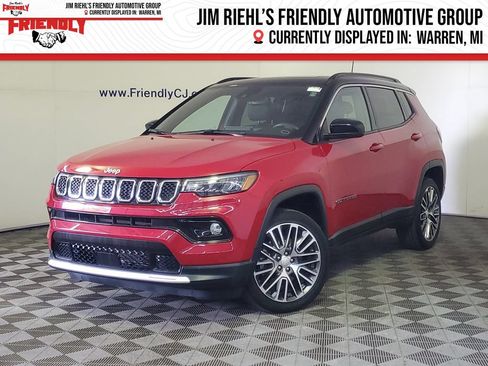 Used 2023 Jeep Compass Limited w/ Elite Group AWD/4WD image 1