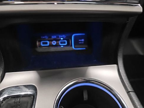 Used 2018 Jeep Grand Cherokee Limited image 20