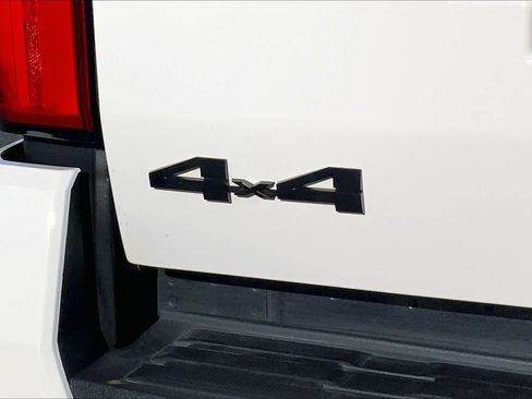 Used 2024 Toyota Tacoma TRD Off-Road image 9