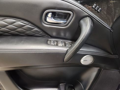 Used 2024 INFINITI QX80 Sensory image 40