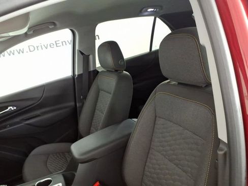 Used 2019 Chevrolet Equinox LT w/ Driver Convenience Package FWD image 14
