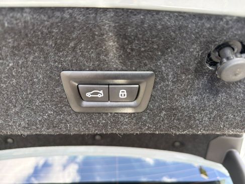 Used 2024 BMW M4 xDrive Competition AWD/4WD image 13