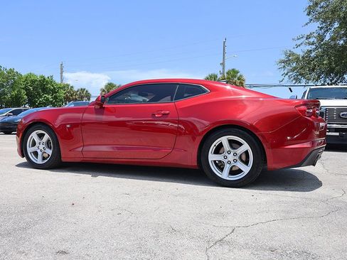 Used 2021 Chevrolet Camaro LT RWD image 10