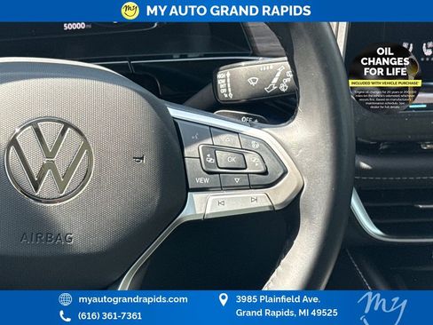 Used 2024 Volkswagen Atlas SEL Premium R-Line AWD/4WD image 15