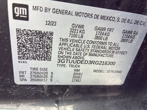 Used 2024 GMC Sierra 1500 SLT w/ SLT Premium Plus Package AWD/4WD image 15