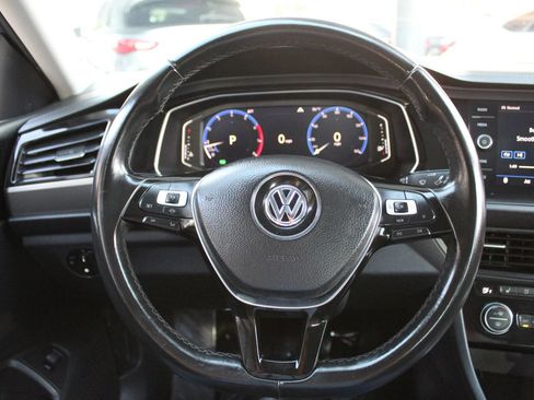 Used 2019 Volkswagen Jetta SEL Premium FWD image 15