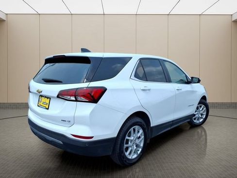 Used 2024 Chevrolet Equinox LT AWD/4WD image 8