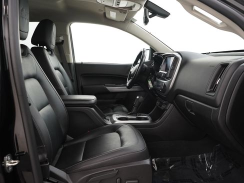 Used 2019 Chevrolet Colorado ZR2 w/ Colorado ZR2 Bison Edition AWD/4WD image 13