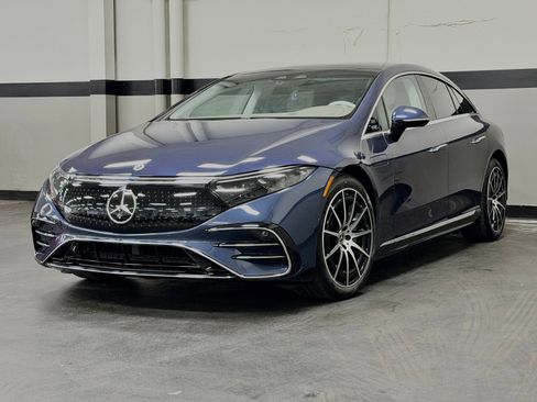 Used 2023 Mercedes-Benz EQS 580 4MATIC Sedan image 7