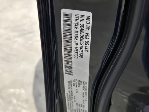 Used 2025 Jeep Compass Limited AWD/4WD image 31