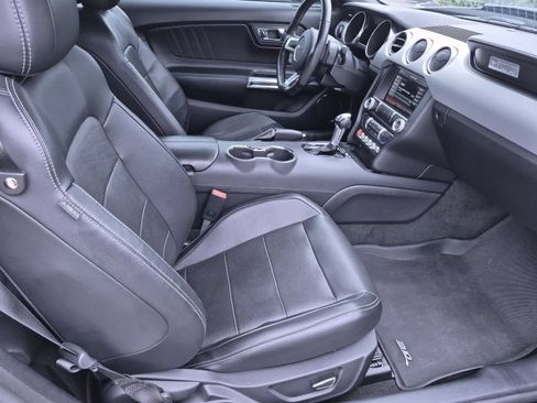 Used 2015 Ford Mustang GT Premium RWD image 20