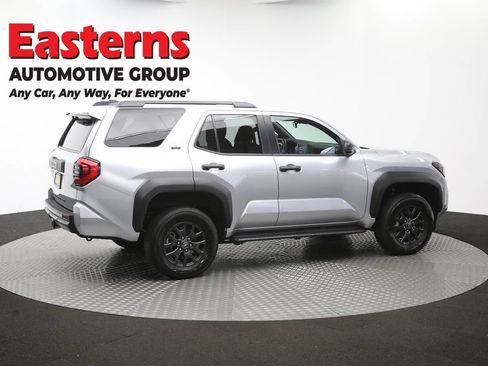 Used 2025 Toyota 4Runner SR5 AWD/4WD image 44