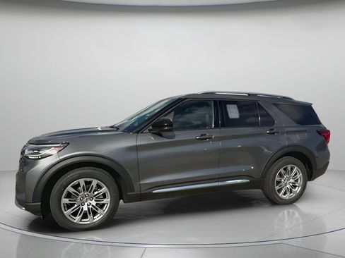 New 2026 Ford Explorer Platinum image 14