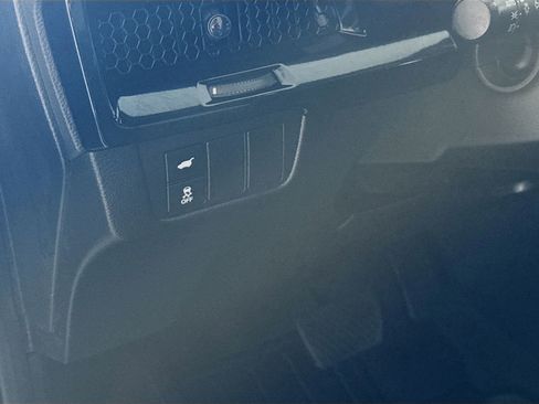 Used 2023 Honda CR-V Sport Touring image 8