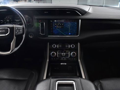 Used 2022 GMC Yukon Denali w/ Denali Ultimate Package image 25