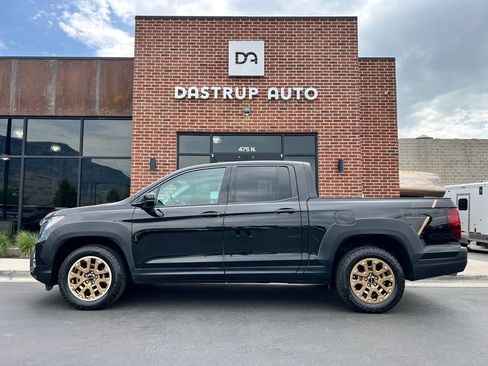 Used 2021 Honda Ridgeline Sport image 3