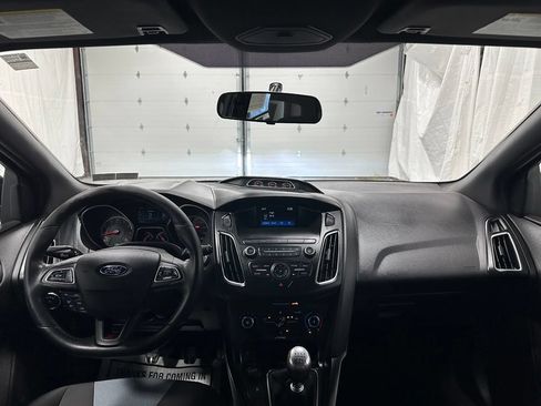 Used 2018 Ford Focus ST FWD image 34