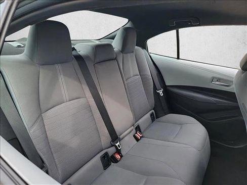 Used 2025 Toyota Corolla SE image 16