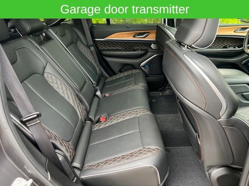 Used 2024 Jeep Grand Cherokee Summit AWD/4WD image 37