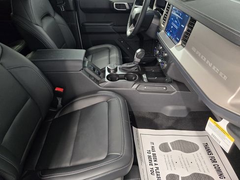 New 2026 Ford Bronco Outer Banks AWD/4WD image 16