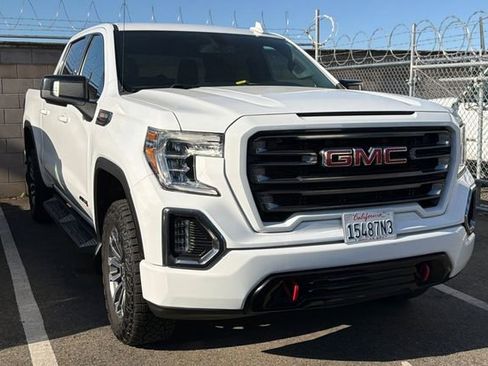 Used 2021 GMC Sierra 1500 AT4 w/ Off-Road Performance Package AWD/4WD image 2