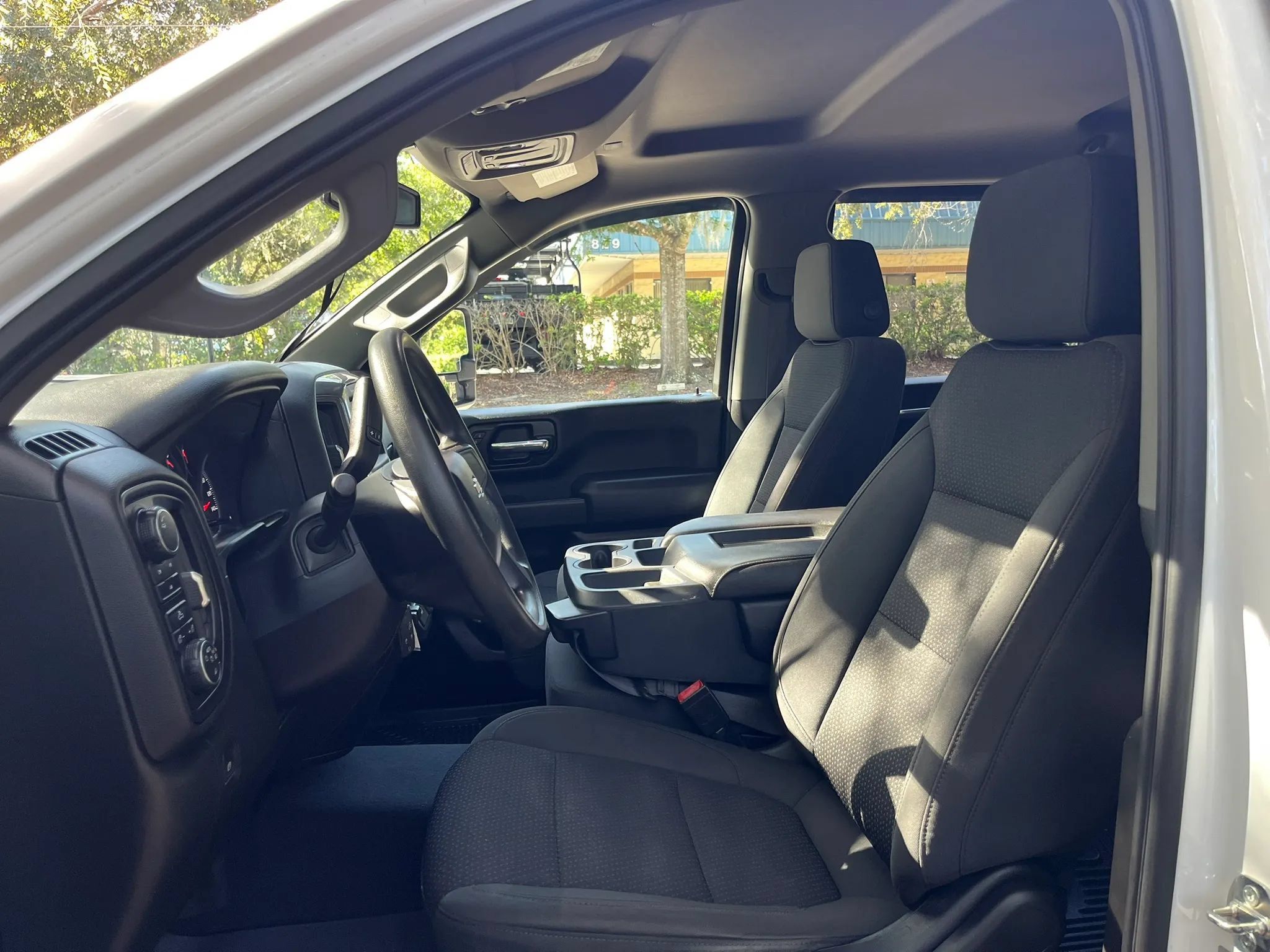 Used 2020 Chevrolet Silverado 2500 Custom w/ Custom Value Package AWD/4WD image 12