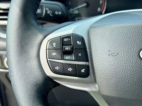 Certified 2023 Ford Explorer XLT w/ Equipment Group 202A AWD/4WD image 21