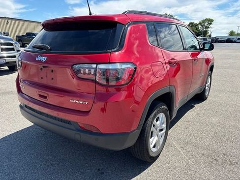 Used 2018 Jeep Compass Sport w/ Tech Group AWD/4WD image 7