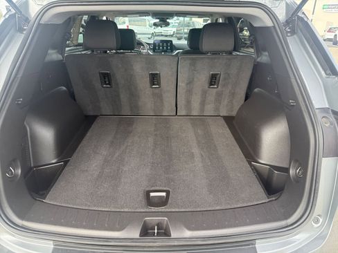 Used 2025 Chevrolet Blazer LT image 31