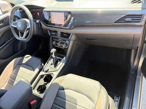 Certified 2023 Volkswagen Taos SEL AWD/4WD image 28