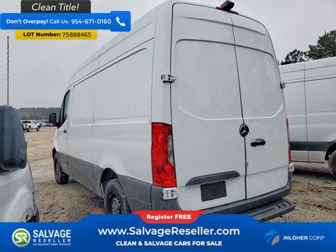 Used 2020 Mercedes-Benz Sprinter 2500 image 3