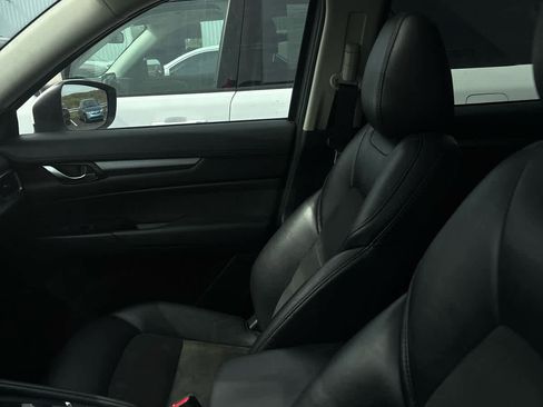 Used 2019 MAZDA CX-5 Touring image 3