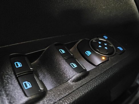 Used 2020 Ford Fusion SE FWD image 27