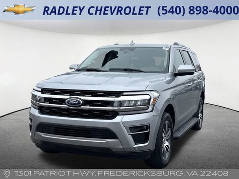 Used 2024 Ford Expedition Limited image 1