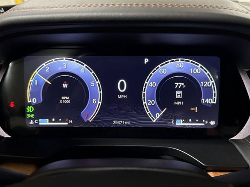 Used 2023 Jeep Grand Cherokee L Summit AWD/4WD image 12