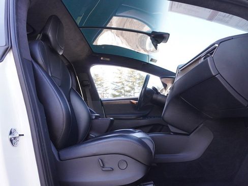 Used 2017 Tesla Model X P100D image 38