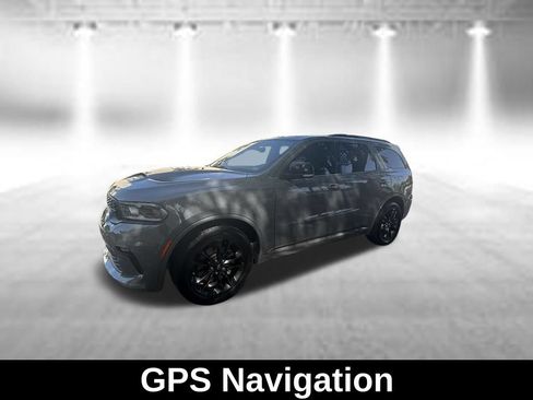 Used 2023 Dodge Durango GT RWD image 3