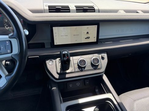 Used 2022 Land Rover Defender 110 X-Dynamic SE AWD/4WD image 14