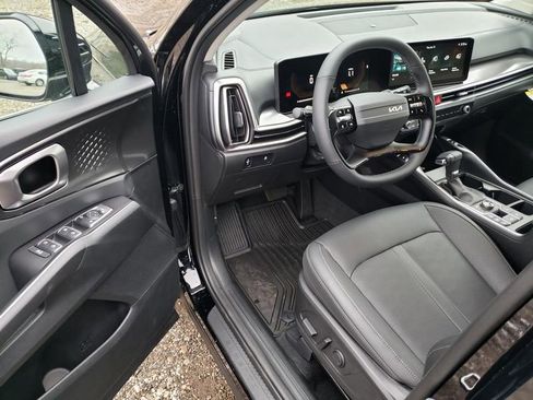 New 2026 Kia Sorento S image 7
