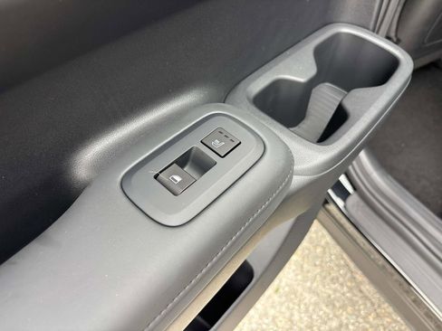 Used 2025 Hyundai Santa Fe Limited image 8