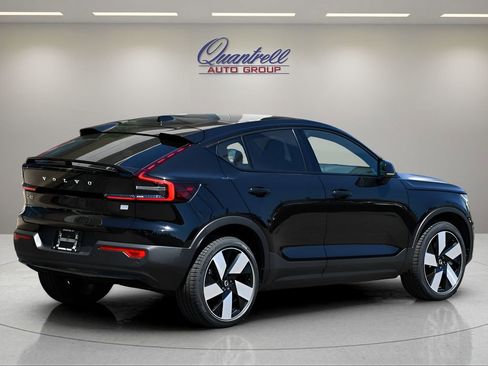 Certified 2023 Volvo C40 P8 Recharge Ultimate w/ Protection Package Premier AWD/4WD image 4