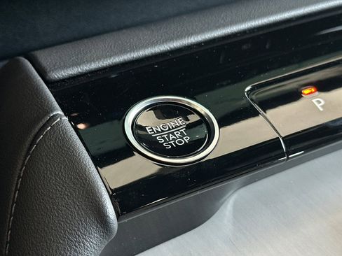 New 2026 Lincoln Navigator Reserve AWD/4WD image 23