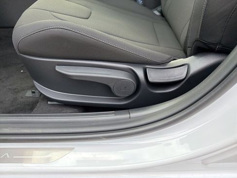 New 2026 Hyundai Elantra Sport image 13