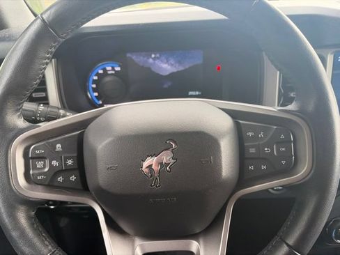 Used 2023 Ford Bronco Outer Banks AWD/4WD image 15