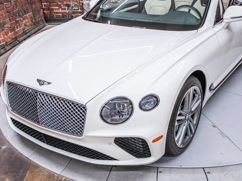 Used 2023 Bentley Continental GT Mulliner AWD/4WD image 4